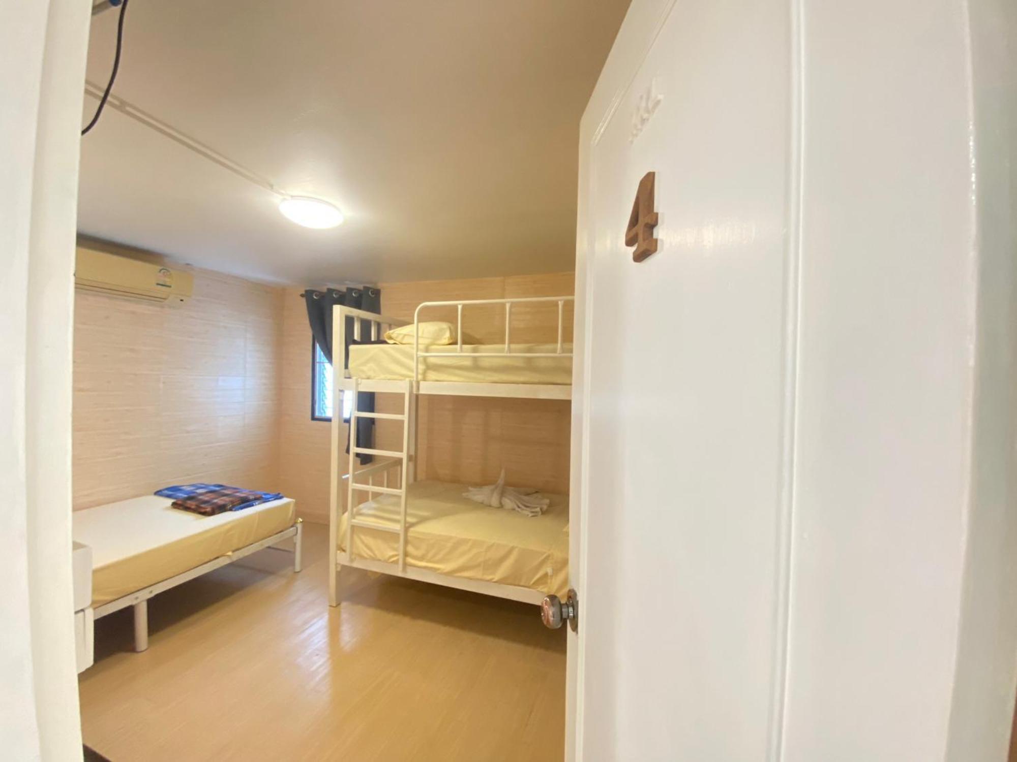 Steve Lady Hostel Bangkok Exterior foto